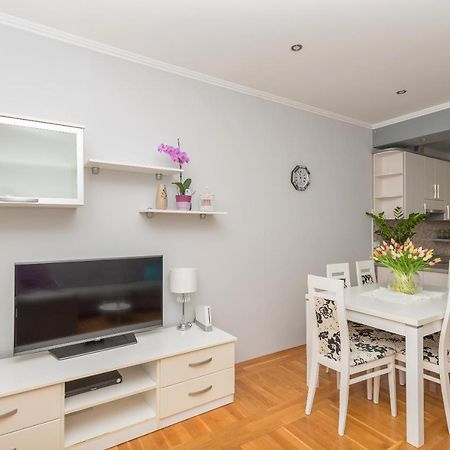 Long Apartment มาคาร์สกา ภายนอก รูปภาพ