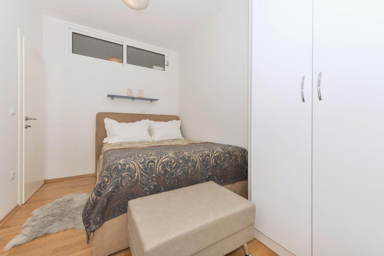Long Apartment มาคาร์สกา ภายนอก รูปภาพ