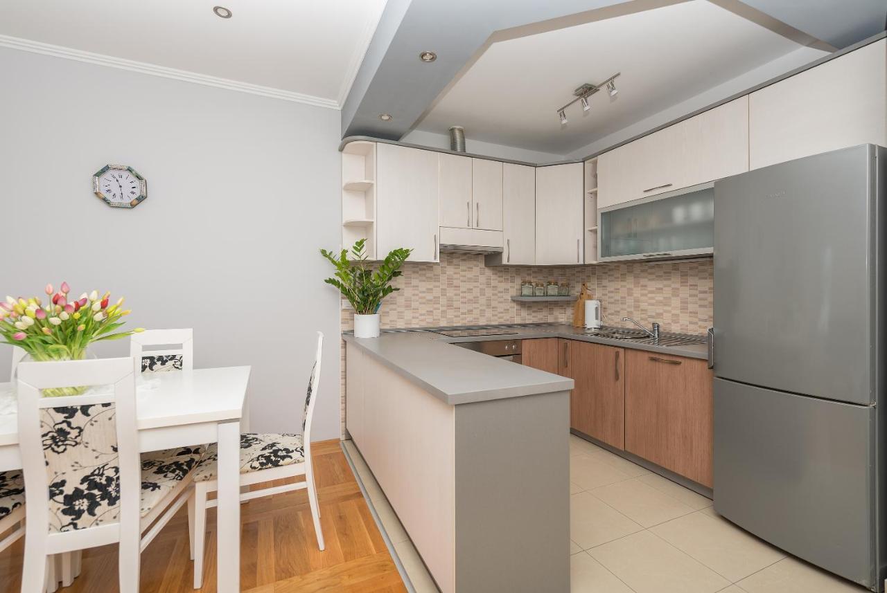 Long Apartment มาคาร์สกา ภายนอก รูปภาพ